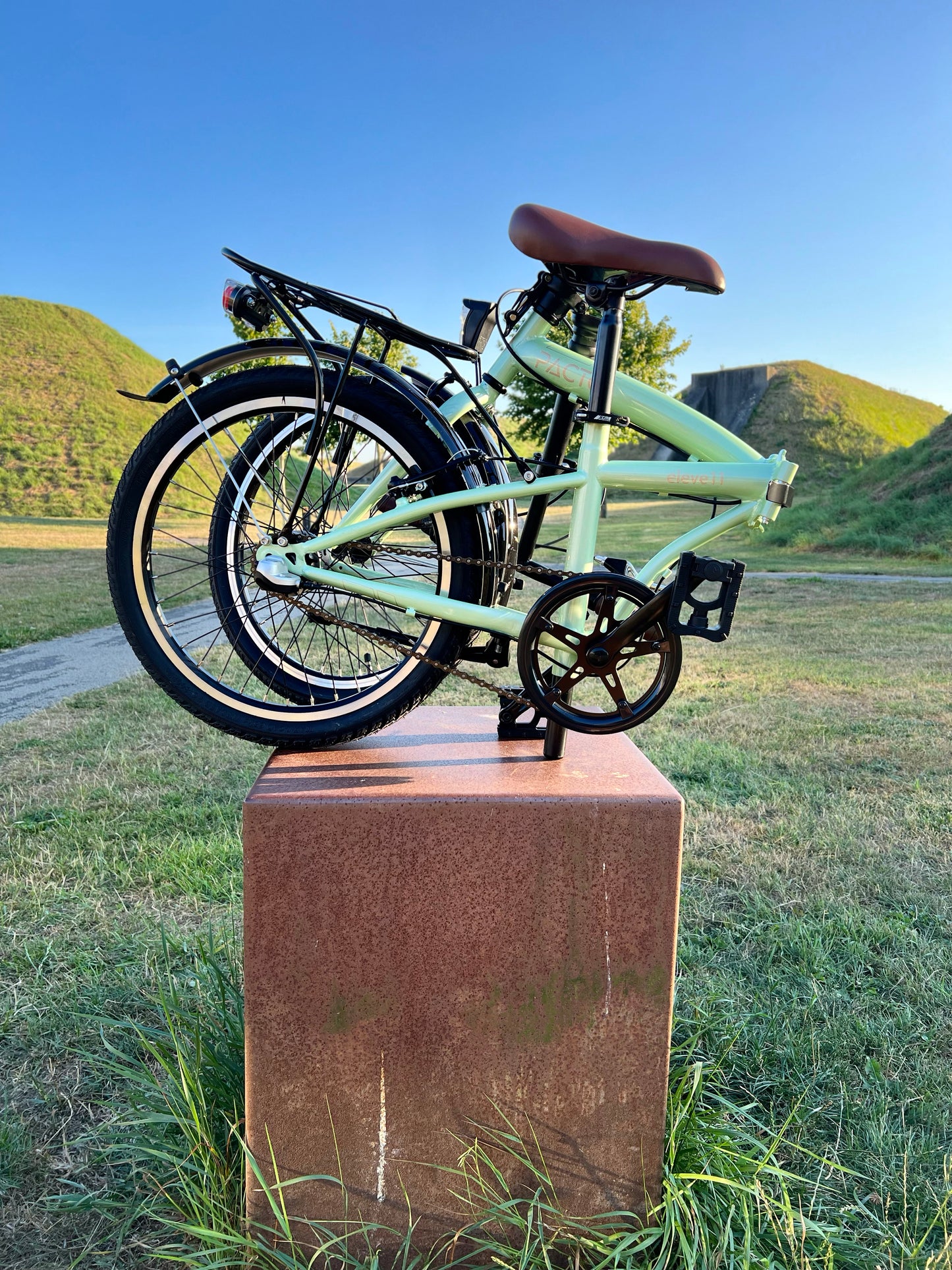 PACTO ELEVEN – Folding Bike - 20 inch - Shimano Nexus 3 - Mint/Black