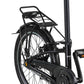 Nederlands:
Detail van de zwarte PACTO SEVEN vouwfiets met bagagedrager, achterwiel, achterrem, spatbord en kettingkast.

Engels:
Close-up of the black PACTO SEVEN folding bike, showing the rear rack, rear wheel, rear brake, mudguard and chain guard.