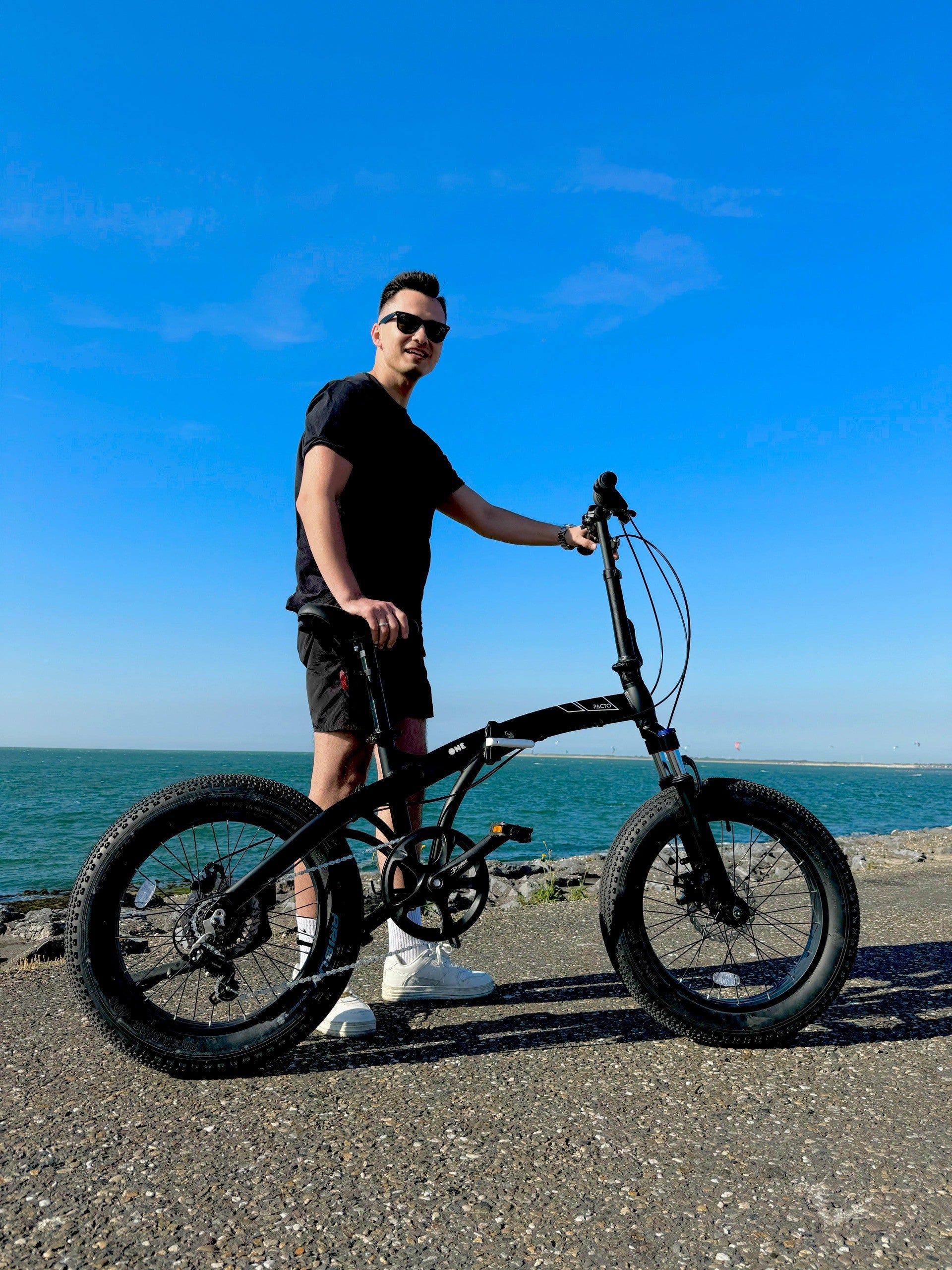 PACTO ONE – Folding bike - 20 inch - Fat Tires - Black/Orange